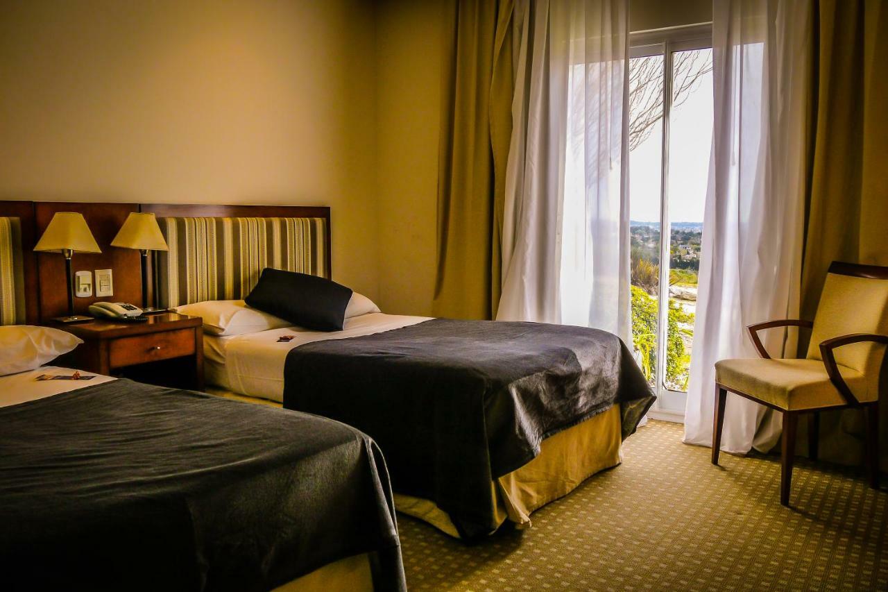 Elegance Hotel Tandil Chambre photo
