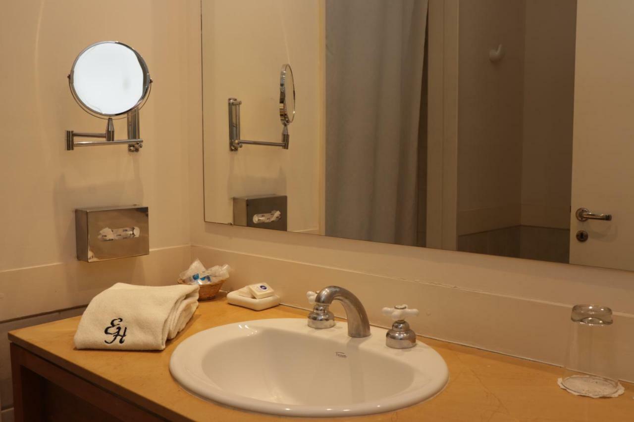 Elegance Hotel Tandil Extérieur photo